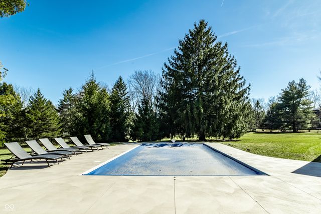 1522 Woodlake Court, Carmel, IN 46032