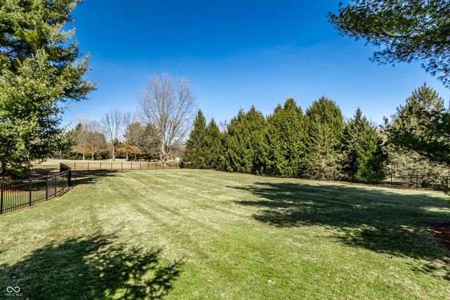 1522 Woodlake Court, Carmel, IN 46032