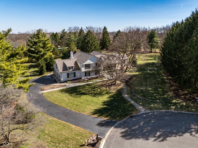 1522 Woodlake Court, Carmel, IN 46032