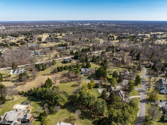 1522 Woodlake Court, Carmel, IN 46032