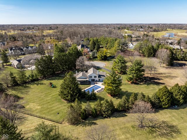 1522 Woodlake Court, Carmel, IN 46032