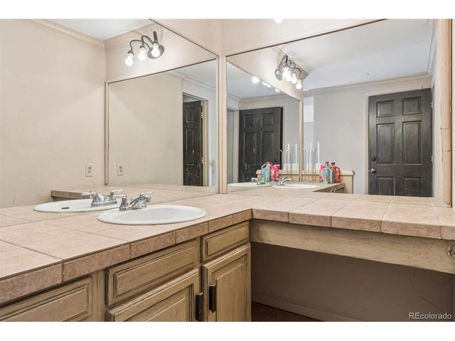 8228 E Phillips Pl, Centennial, CO 80112