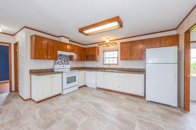 213 Myrtle Dr, Lockport, LA 70374