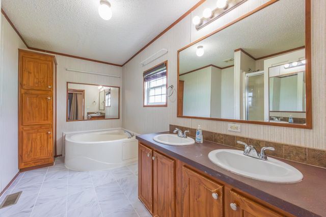 213 Myrtle Dr, Lockport, LA 70374