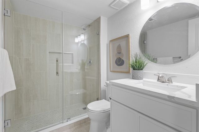 212 Mapleridge Drive, Rockwall, TX 75032