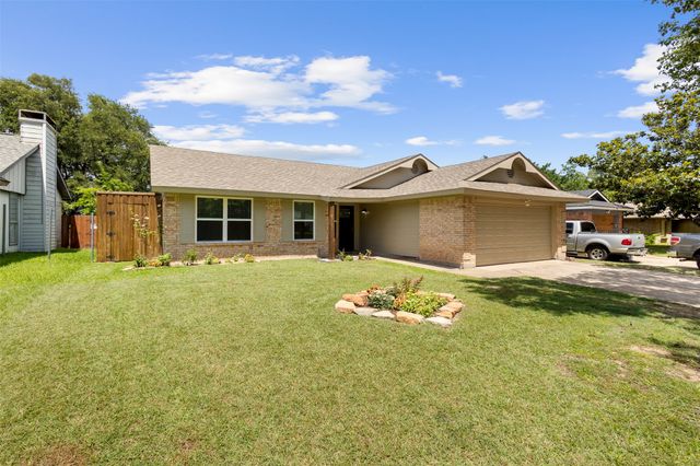 212 Mapleridge Drive, Rockwall, TX 75032