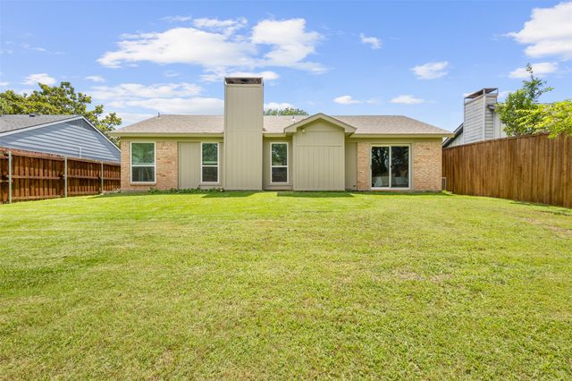 212 Mapleridge Drive, Rockwall, TX 75032