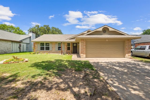 212 Mapleridge Drive, Rockwall, TX 75032