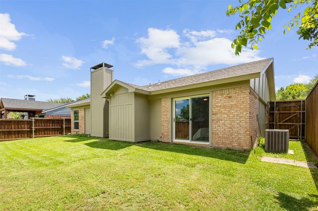 212 Mapleridge Drive, Rockwall, TX 75032