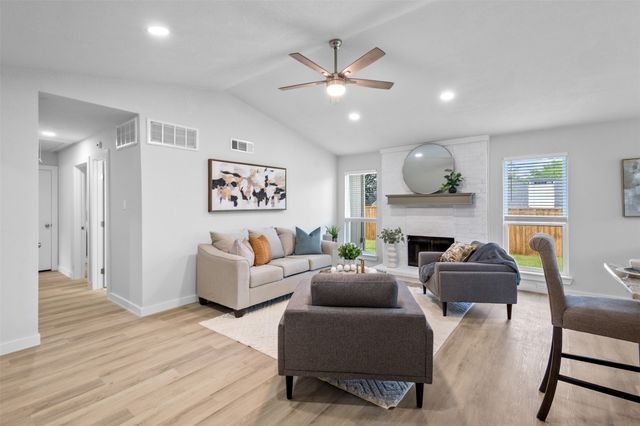 212 Mapleridge Drive, Rockwall, TX 75032
