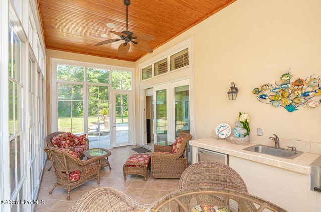6677 W Spencer Place SW, Ocean Isle Beach, NC 28469
