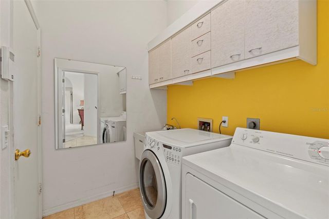 8753 MERION AVENUE, Sarasota, FL 34238