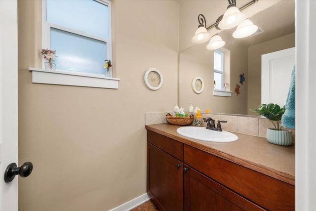 7002 E Columbia Dr, Spokane, WA 99217