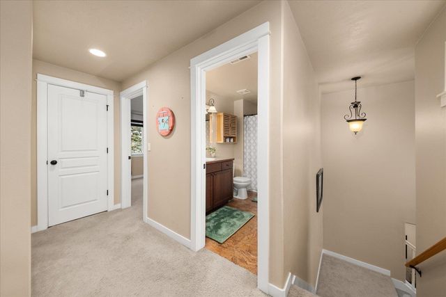 7002 E Columbia Dr, Spokane, WA 99217