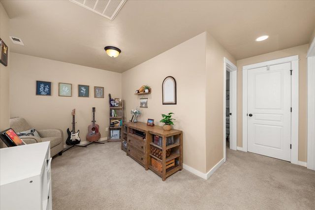 7002 E Columbia Dr, Spokane, WA 99217