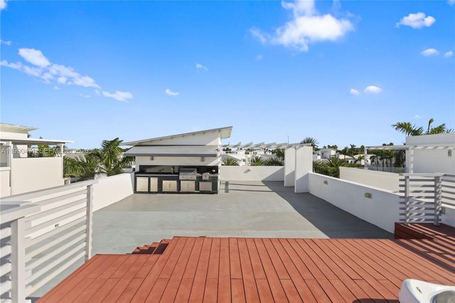 3420 NW 84th Ave, Doral, FL 33122