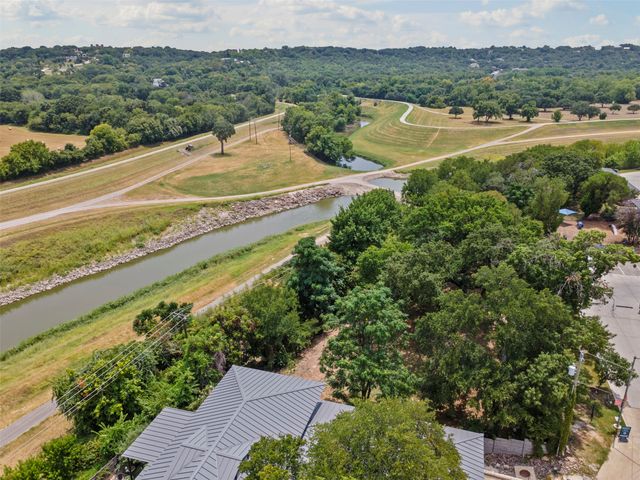 501 Nursery Lane, Fort Worth, TX 76114