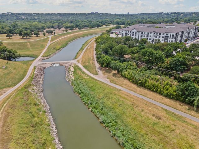501 Nursery Lane, Fort Worth, TX 76114