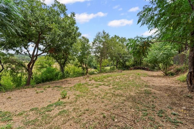 501 Nursery Lane, Fort Worth, TX 76114