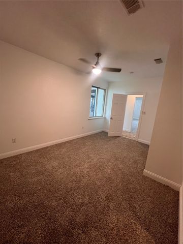 568 W Hammond Street, Lancaster, TX 75146