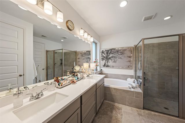 15718 Autumn Sun Court, Conroe, TX 77302