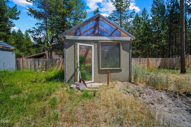 17465 Snow Goose Road, Bend, OR 97707