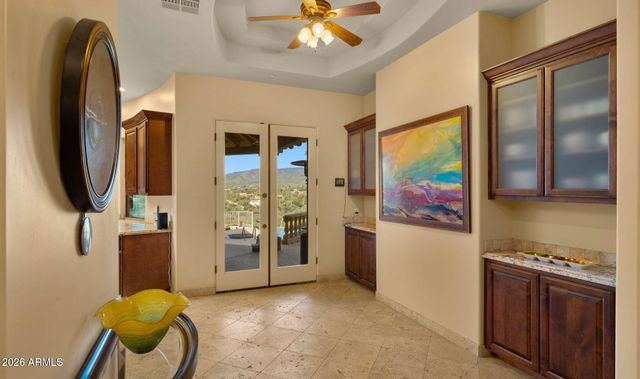 6562 E CAVE CREEK Road, Cave Creek, AZ 85331