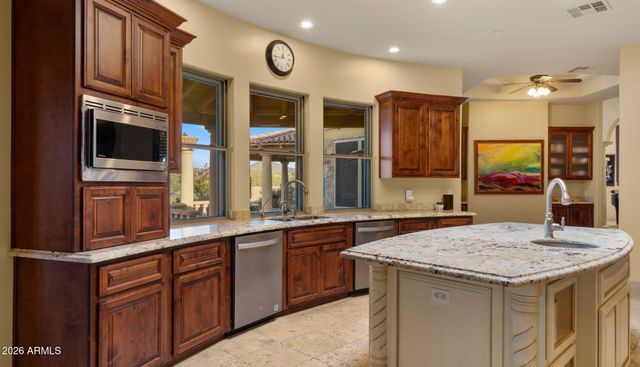 6562 E CAVE CREEK Road, Cave Creek, AZ 85331