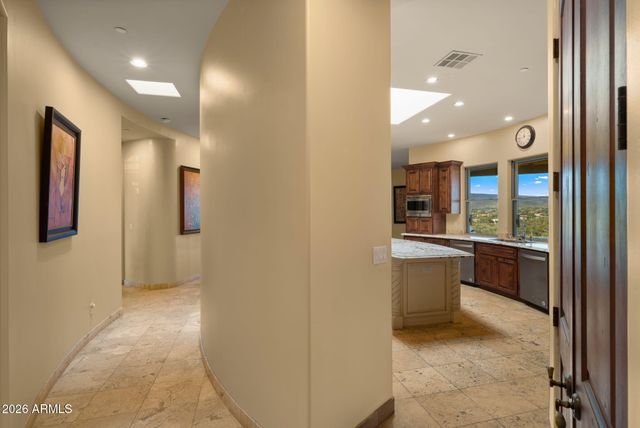 6562 E CAVE CREEK Road, Cave Creek, AZ 85331