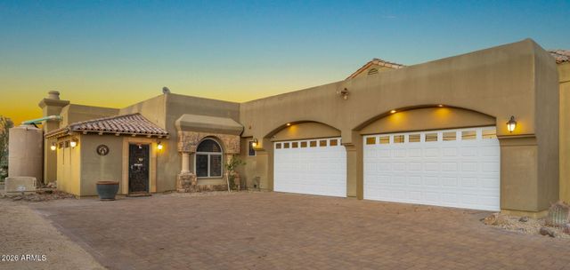 6562 E CAVE CREEK Road, Cave Creek, AZ 85331