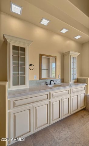 6562 E CAVE CREEK Road, Cave Creek, AZ 85331