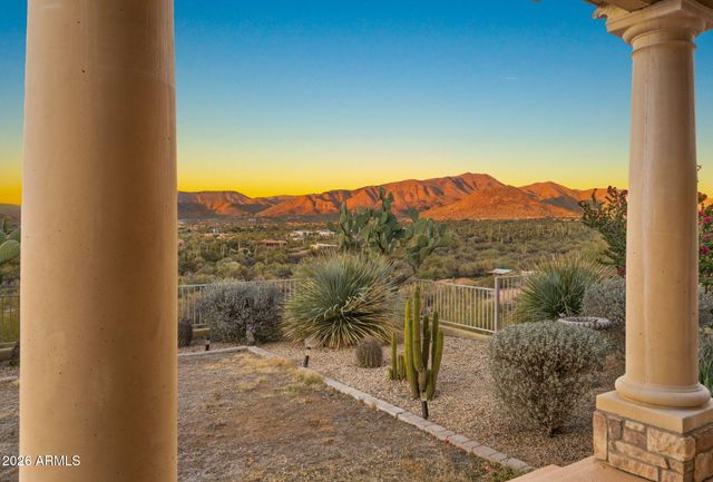 6562 E CAVE CREEK Road, Cave Creek, AZ 85331