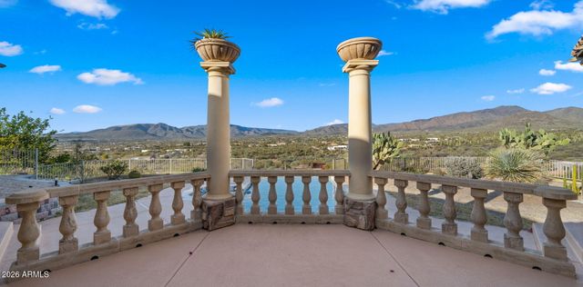 6562 E CAVE CREEK Road, Cave Creek, AZ 85331