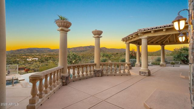 6562 E CAVE CREEK Road, Cave Creek, AZ 85331