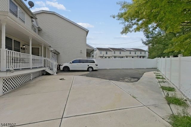 337 18Th Ave, Newark City, NJ 07108