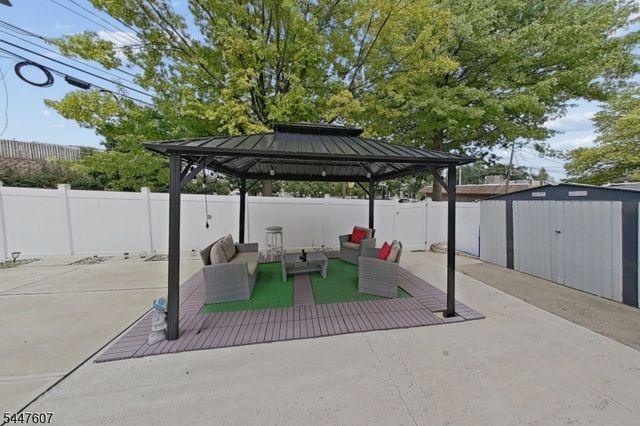 337 18Th Ave, Newark City, NJ 07108