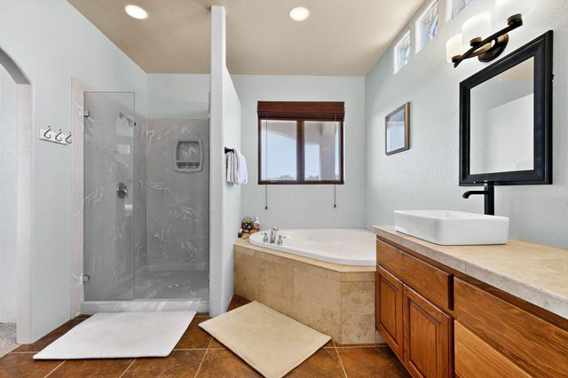 10 FRANCISCO Road, Cedar Crest, NM 87008