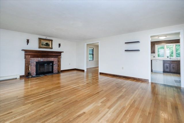 37 Kathleen Drive, Andover, MA 01810