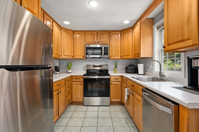 3 Elginwood Road A, Peabody, MA 01960