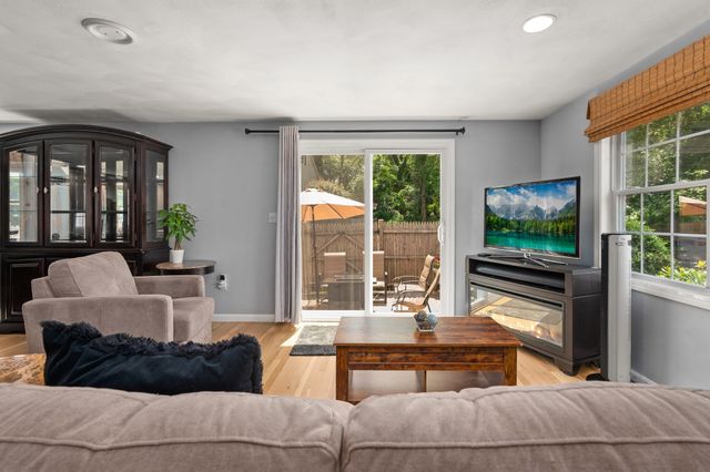 3 Elginwood Road A, Peabody, MA 01960