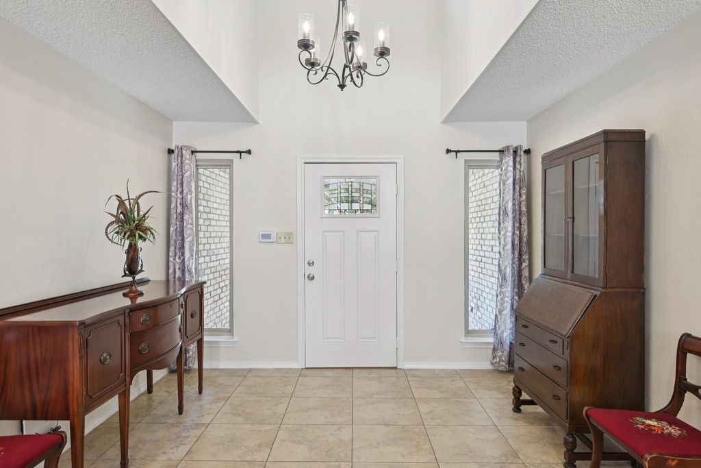 7002 Lake Louise Drive, Arlington, TX 76016 — photo 4