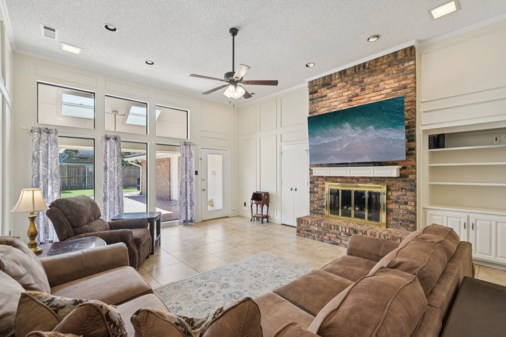 7002 Lake Louise Drive, Arlington, TX 76016 — photo 5