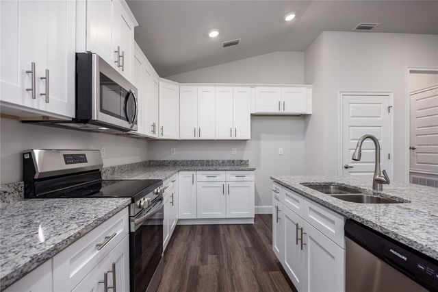2584 SW 250TH TERRACE, Newberry, FL 32669