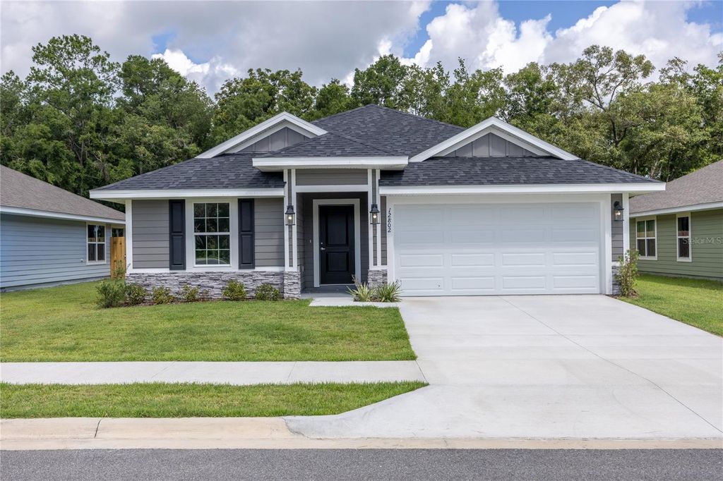 2584 SW 250TH TERRACE, Newberry, FL 32669