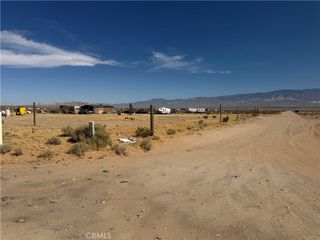 1 North Side, Lucerne Valley, CA 92356