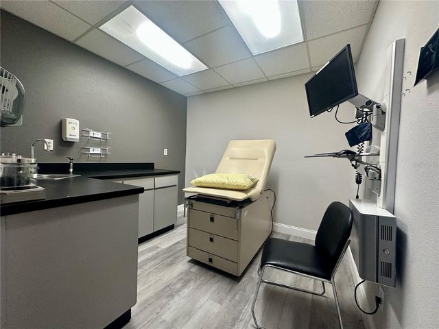 7108 N NEBRASKA AVENUE, Tampa, FL 33604