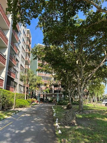 4222 Inverrary Blvd 4217, Lauderhill, FL 33319