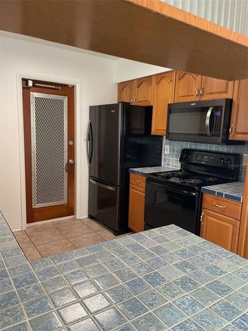 2420 68TH AVENUE S, St Petersburg, FL 33712