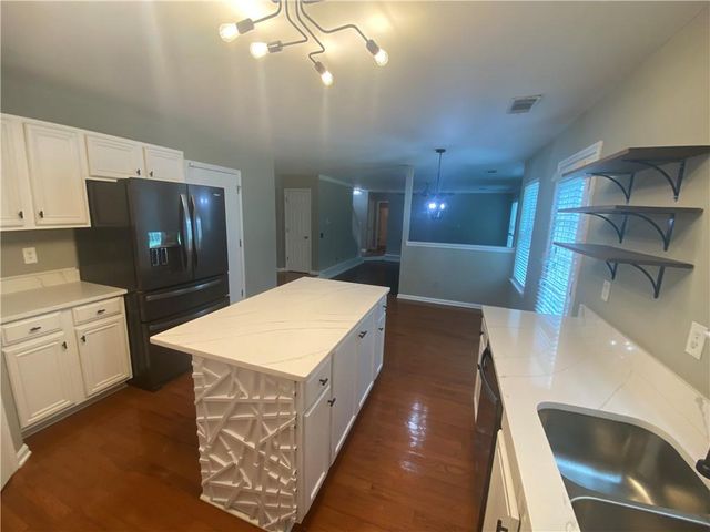2920 Chilhowee Drive, Atlanta, GA 30331
