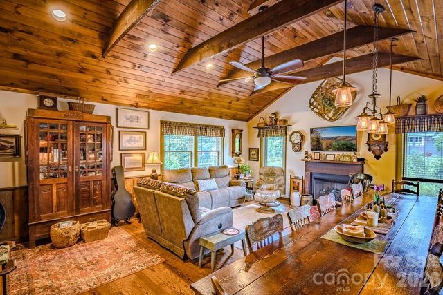 5950 N US 19e Highway, Newland, NC 28657